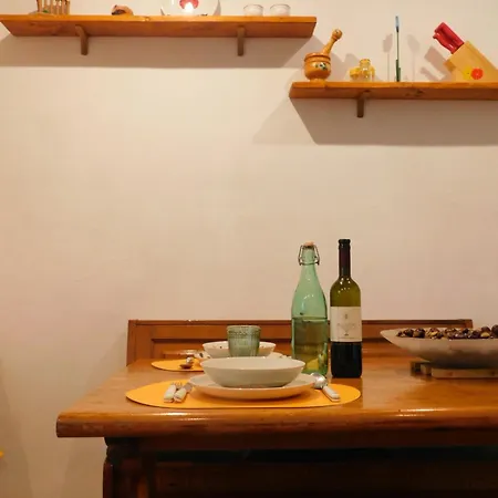 Graziosa Casetta Con Camino In Pietra E Giardino Apartment